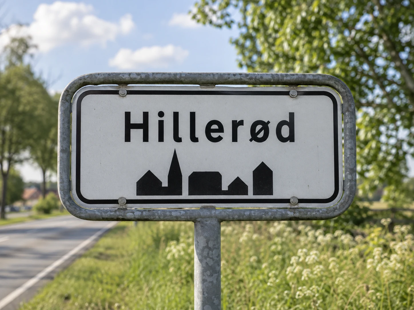 Lokalt byfoto til guiden om parkeringskontrol i Hillerød