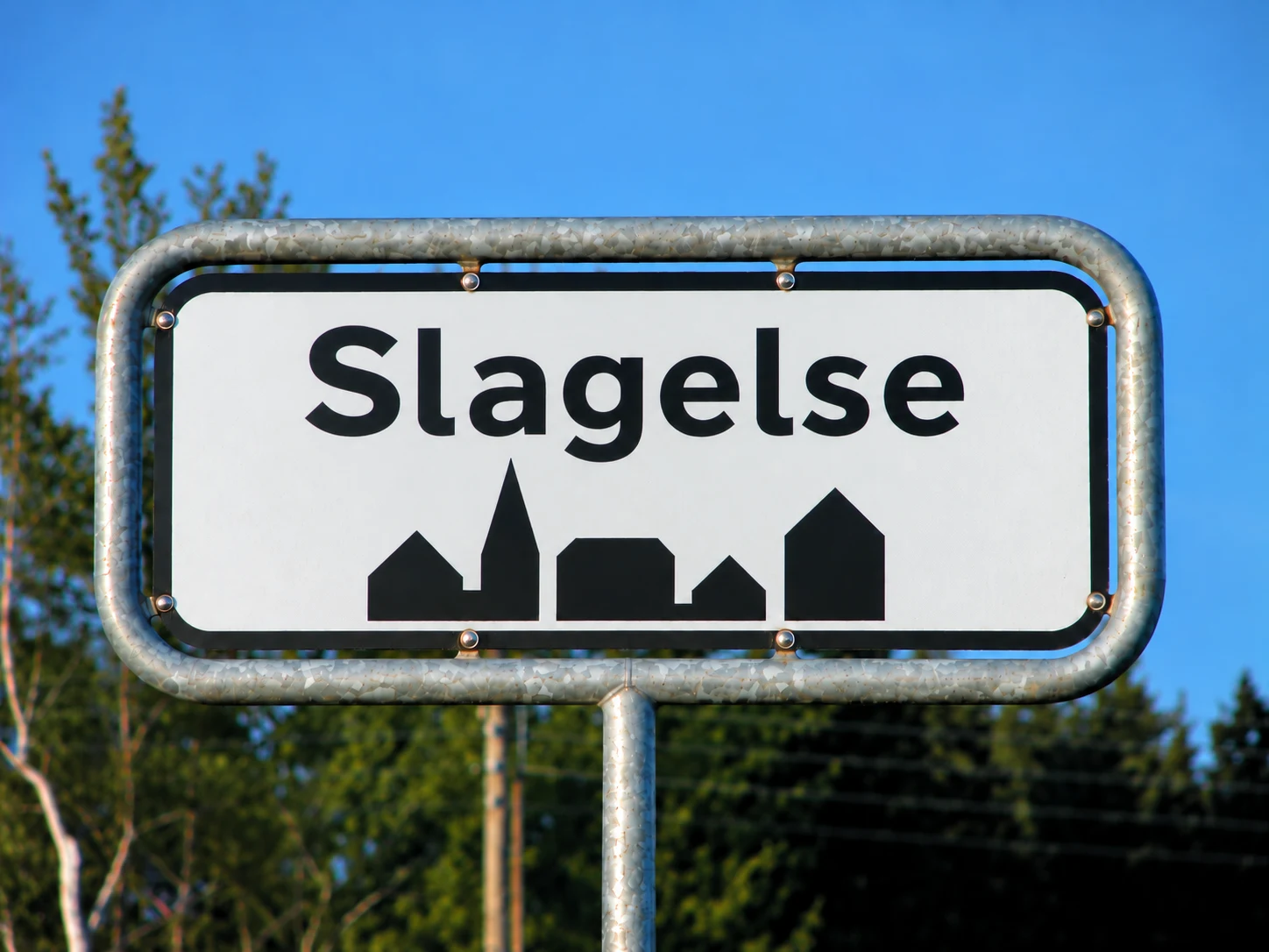 Lokalt byfoto til guiden om parkeringskontrol i Slagelse